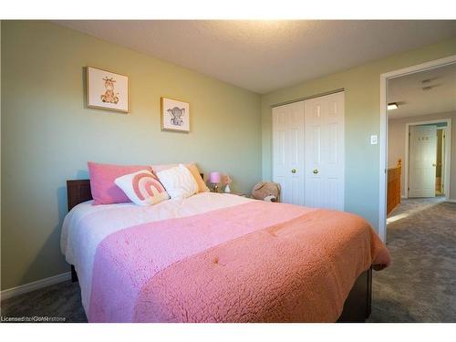 418 White Birch Avenue, Waterloo, ON - Indoor Photo Showing Bedroom