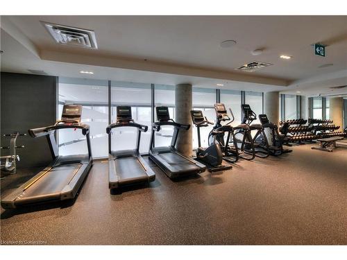 2609-15 Wellington Street S, Kitchener, ON - Indoor Photo Showing Gym Room