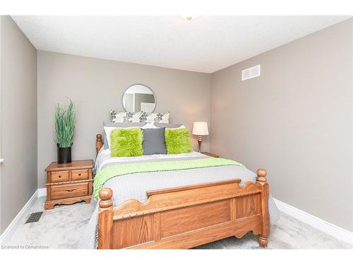 206 Westhollow Court, Waterloo, ON - Indoor Photo Showing Bedroom