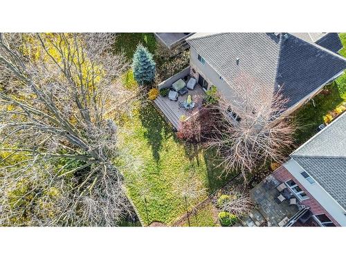 206 Westhollow Court, Waterloo, ON - Outdoor