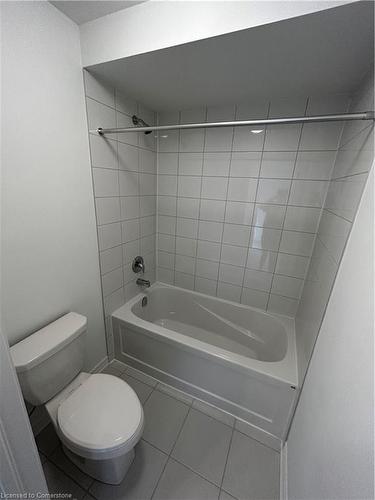 7 Routley Street, Kitchener, ON - Indoor Photo Showing Bathroom