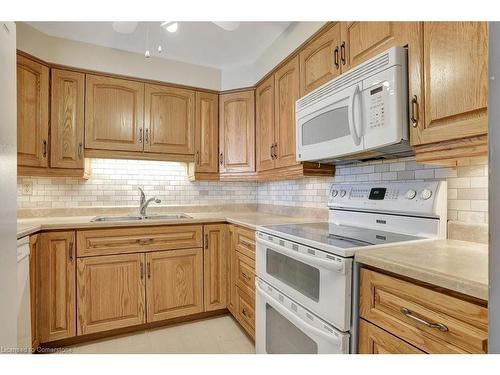 1204-1414 King Street E, Kitchener, ON - Indoor Photo Showing Kitchen With Double Sink