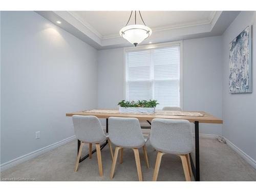 379 Beaver Creek Road, Waterloo, ON - Indoor Photo Showing Dining Room