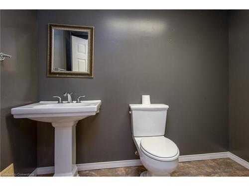 379 Beaver Creek Road, Waterloo, ON - Indoor Photo Showing Bathroom