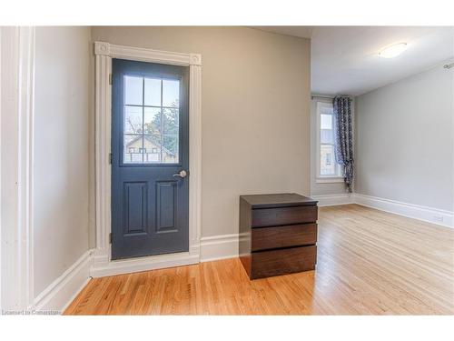 95 Scott Street, Kitchener, ON - Indoor Photo Showing Other Room