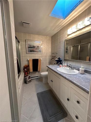 486 Toronto St Street, Palmerston, ON - Indoor Photo Showing Bathroom