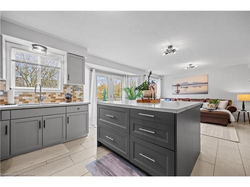 43 Marcy Crescent, Cambridge, ON - Indoor Photo Showing Kitchen With Double Sink