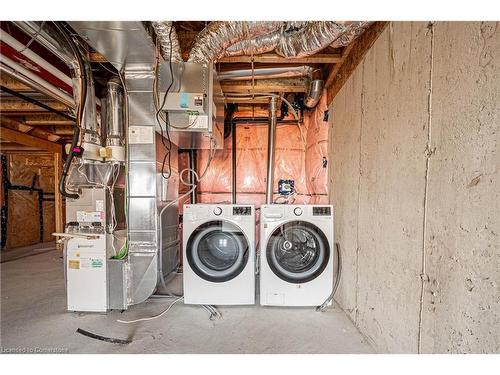 44-155 Equestrian Way, Cambridge, ON - Indoor Photo Showing Laundry Room