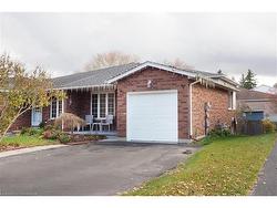 580 Old Huron Place  Kitchener, ON N2R 1L8