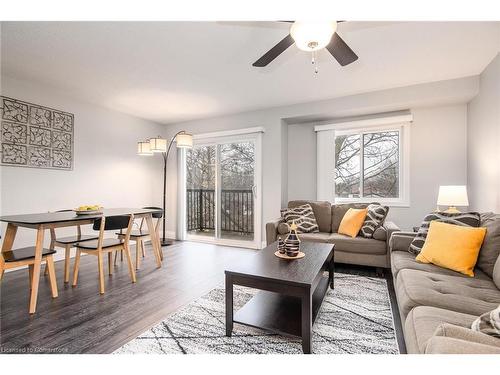 303-275 Eiwo Court, Waterloo, ON - Indoor Photo Showing Living Room