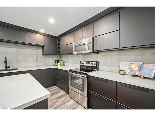 1710-330 Ridout Street N, London, ON - Indoor Photo Showing Kitchen With Stainless Steel Kitchen With Upgraded Kitchen