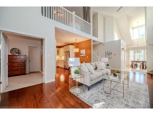 457 Golf Course Road, Conestogo, ON - Indoor Photo Showing Living Room