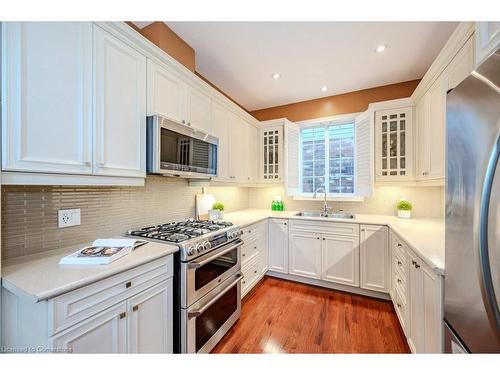 457 Golf Course Road, Conestogo, ON - Indoor Photo Showing Kitchen With Stainless Steel Kitchen With Double Sink With Upgraded Kitchen