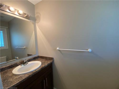 28 Birkinshaw Road, Cambridge, ON - Indoor Photo Showing Bathroom