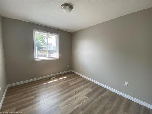 28 Birkinshaw Road, Cambridge, ON - Indoor Photo Showing Other Room