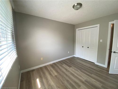 28 Birkinshaw Road, Cambridge, ON - Indoor Photo Showing Other Room