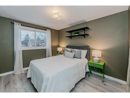 36 Colebrook Court, Kitchener, ON - Indoor Photo Showing Bedroom