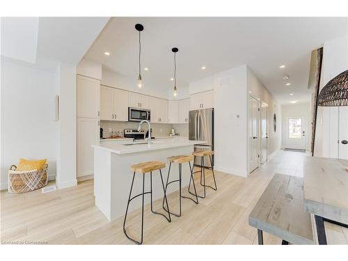 45 Hedley Lane, Elora, ON - Indoor Photo Showing Kitchen With Upgraded Kitchen