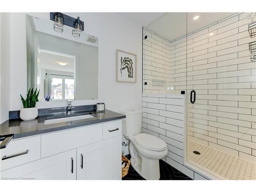 45 Hedley Lane, Elora, ON - Indoor Photo Showing Bathroom