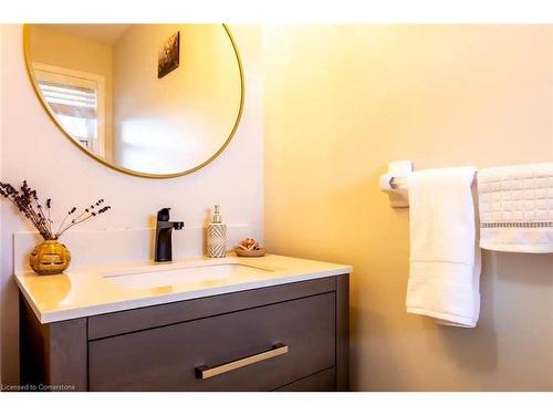 407 Rittenhouse Road, Kitchener, ON - Indoor Photo Showing Bathroom