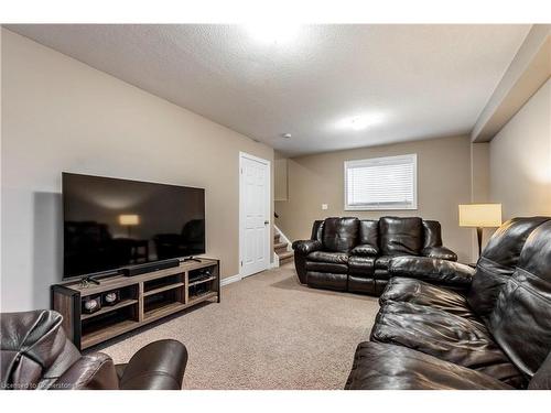 73 Stuckey Avenue, Baden, ON - Indoor Photo Showing Living Room