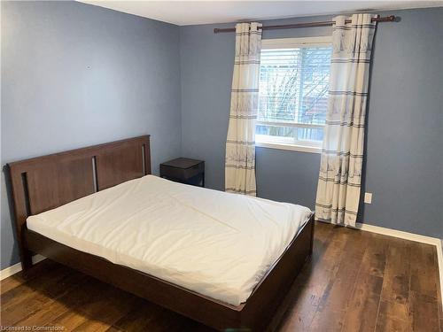 192 Pineland Court, Waterloo, ON - Indoor Photo Showing Bedroom