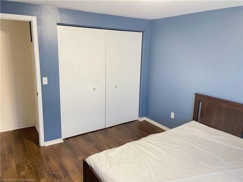 192 Pineland Court, Waterloo, ON - Indoor Photo Showing Bedroom