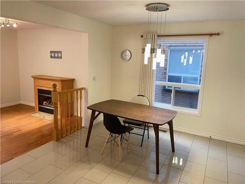 192 Pineland Court, Waterloo, ON - Indoor Photo Showing Dining Room