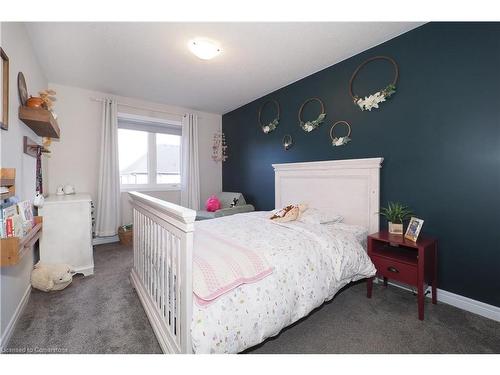 30 Isaac Street, Elmira, ON - Indoor Photo Showing Bedroom