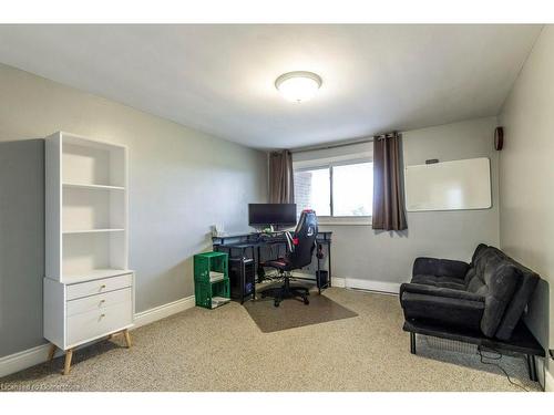 E-48 Windom Road, Kitchener, ON - Indoor Photo Showing Office