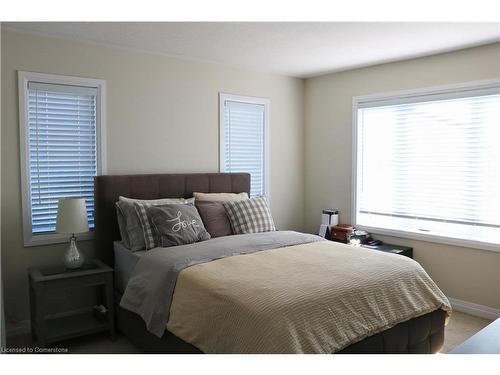 6-311 Woolwich Street, Waterloo, ON - Indoor Photo Showing Bedroom