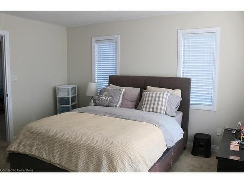 6-311 Woolwich Street, Waterloo, ON - Indoor Photo Showing Bedroom