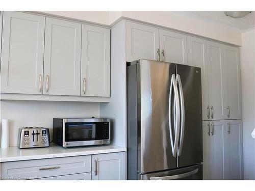 6-311 Woolwich Street, Waterloo, ON - Indoor Photo Showing Kitchen