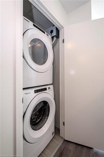 1509-108 Garment Street, Kitchener, ON - Indoor Photo Showing Laundry Room