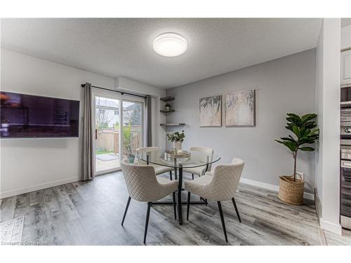 617 Royal Fern Street, Waterloo, ON - Indoor Photo Showing Dining Room