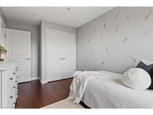 230 Greenwater Place, Kitchener, ON - Indoor Photo Showing Bedroom