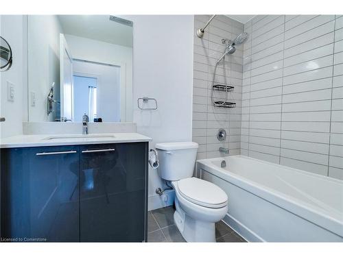 610-15 Prince Albert Boulevard, Kitchener, ON - Indoor Photo Showing Bathroom