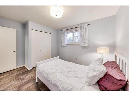 13 Emilie Street, Brantford, ON - Indoor Photo Showing Bedroom