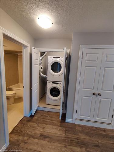 50 Lomond Lane, Kitchener, ON - Indoor Photo Showing Laundry Room