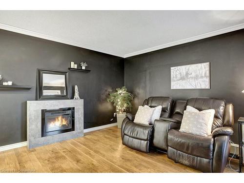 15 Ashwood Drive, Cambridge, ON - Indoor Photo Showing Living Room With Fireplace