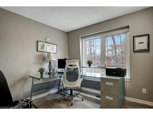 15 Ashwood Drive, Cambridge, ON - Indoor Photo Showing Office