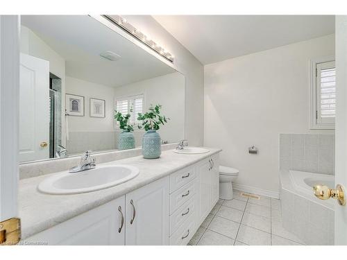 1244 Agram Drive, Oakville, ON - Indoor Photo Showing Bathroom