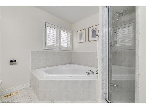 1244 Agram Drive, Oakville, ON - Indoor Photo Showing Bathroom