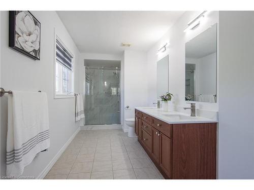 380 Red Osier Road, Waterloo, ON - Indoor Photo Showing Bathroom