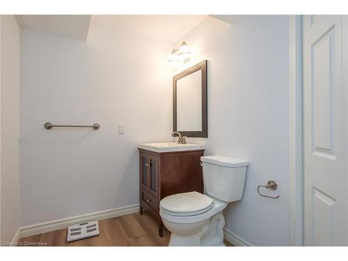 380 Red Osier Road, Waterloo, ON - Indoor Photo Showing Bathroom