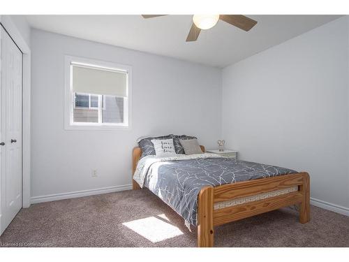 380 Red Osier Road, Waterloo, ON - Indoor Photo Showing Bedroom