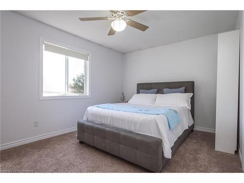 380 Red Osier Road, Waterloo, ON - Indoor Photo Showing Bedroom