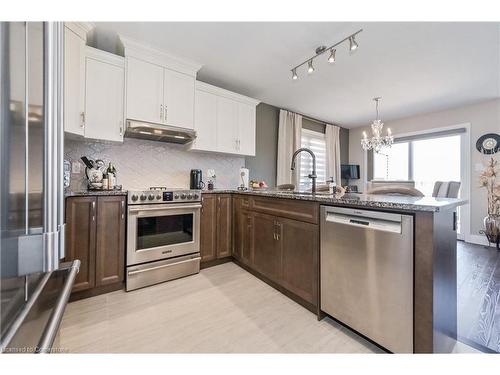 130 Bridge Crescent, Palmerston, ON - Indoor Photo Showing Kitchen With Stainless Steel Kitchen With Upgraded Kitchen