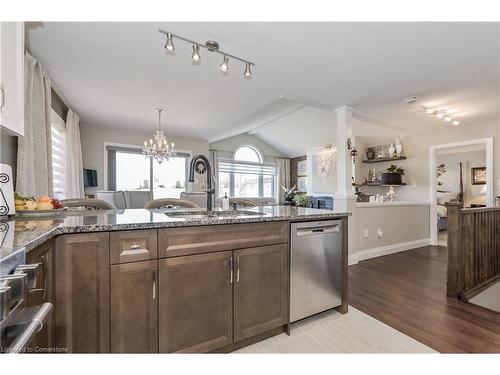 130 Bridge Crescent, Palmerston, ON - Indoor Photo Showing Kitchen