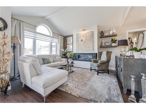 130 Bridge Crescent, Palmerston, ON - Indoor Photo Showing Living Room With Fireplace